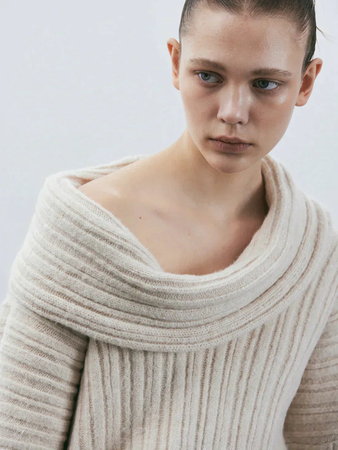 Off-Shoulder Ribbed Knit Sweater – Cozy Slouchy Pullover