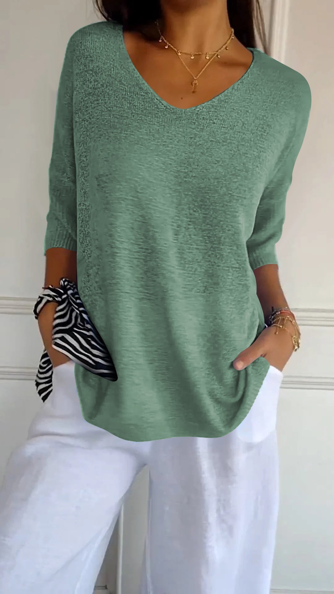 Loose Fit Lightweight V-Neck Knit Top for Women