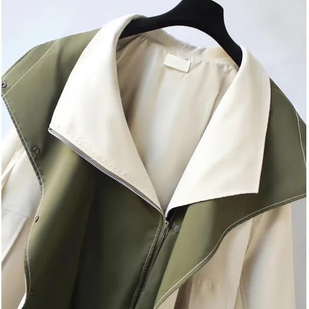 Layered Hooded Jacket with Contrast Trim for Modern Everyday Wear