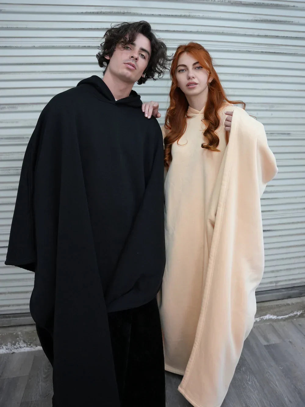 Oversized Hooded Fleece Cloak – Ultra-Warm Cozy Cape for Effortless Style