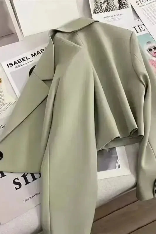Cropped Tailored Blazer with Notched Lapel and Button Cuffs