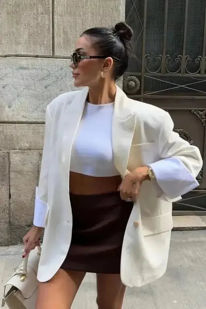 Relaxed Tailored Blazer with Open Front and Structured Fit