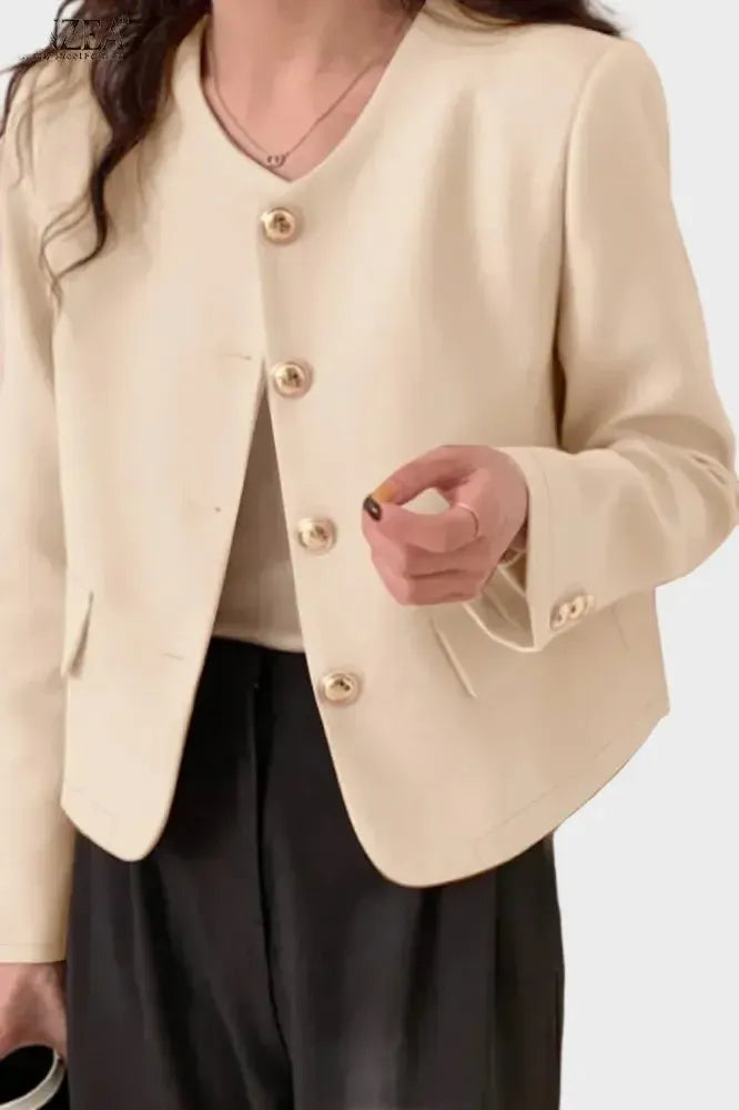 Cropped Tailored Blazer with Round Neck and Button Front