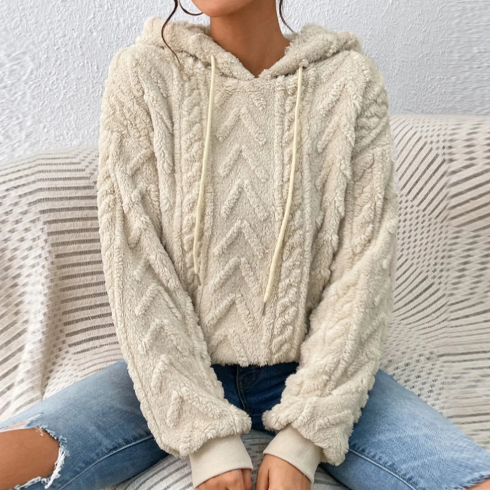 Women’s Cable-Knit Hooded Sweater for Cozy Warm Everyday Style