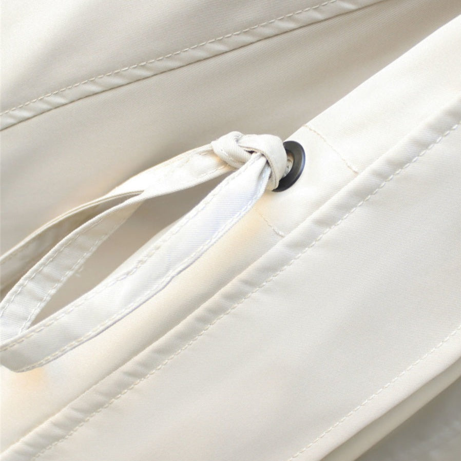 Layered Hooded Jacket with Contrast Trim for Modern Everyday Wear