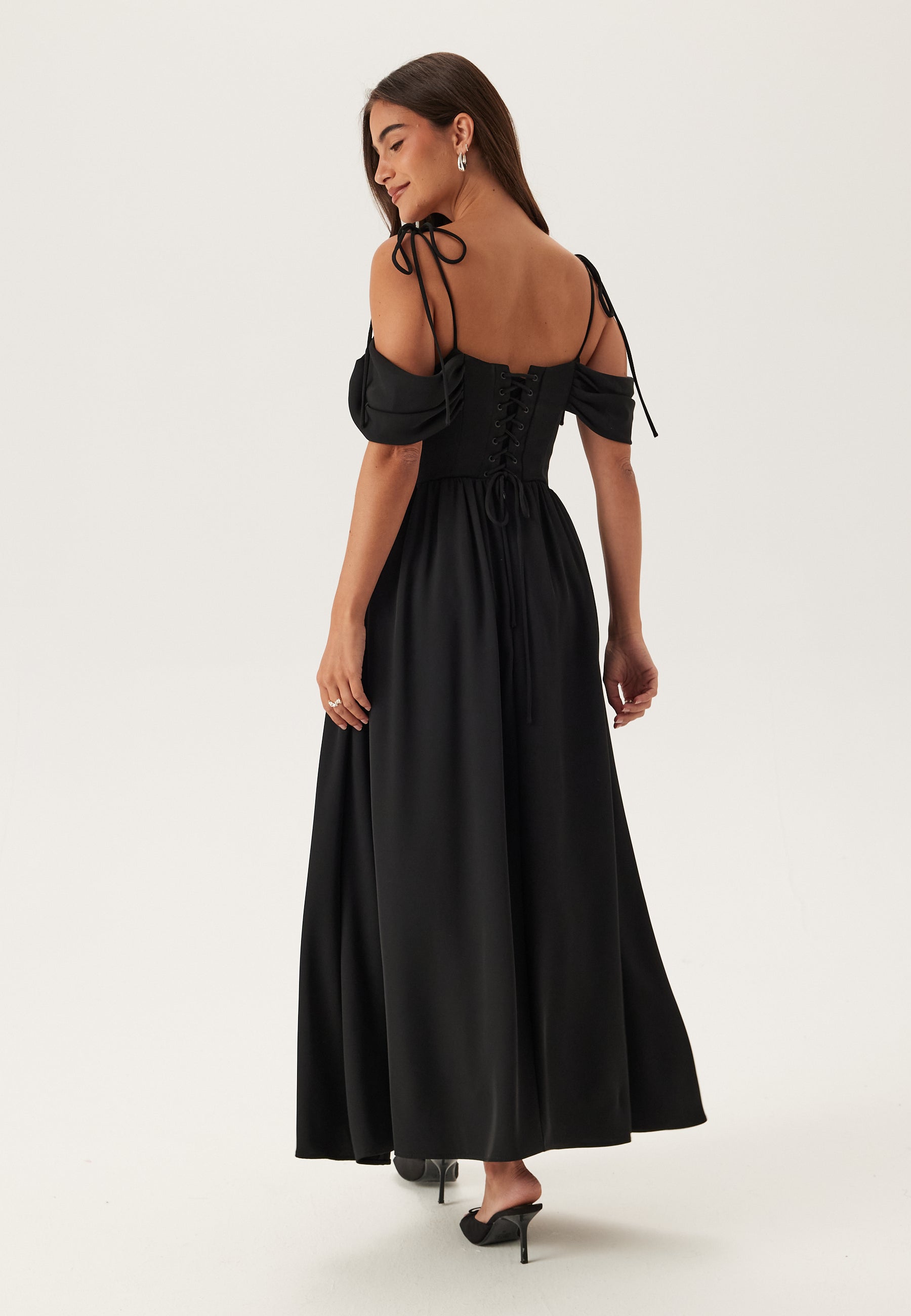 Off Shoulder Tie Strap Maxi Dress