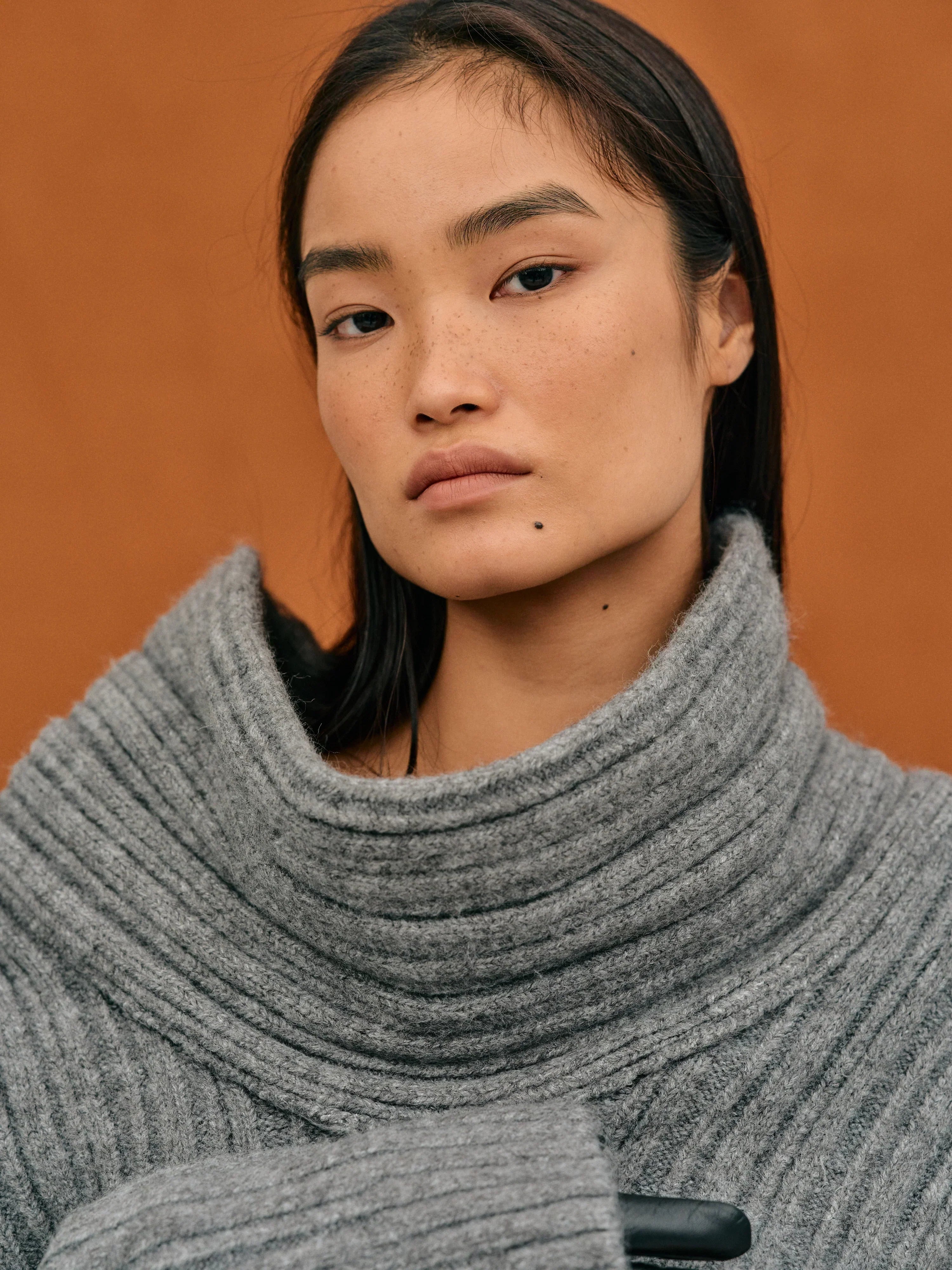 Off-Shoulder Ribbed Knit Sweater – Cozy Slouchy Pullover