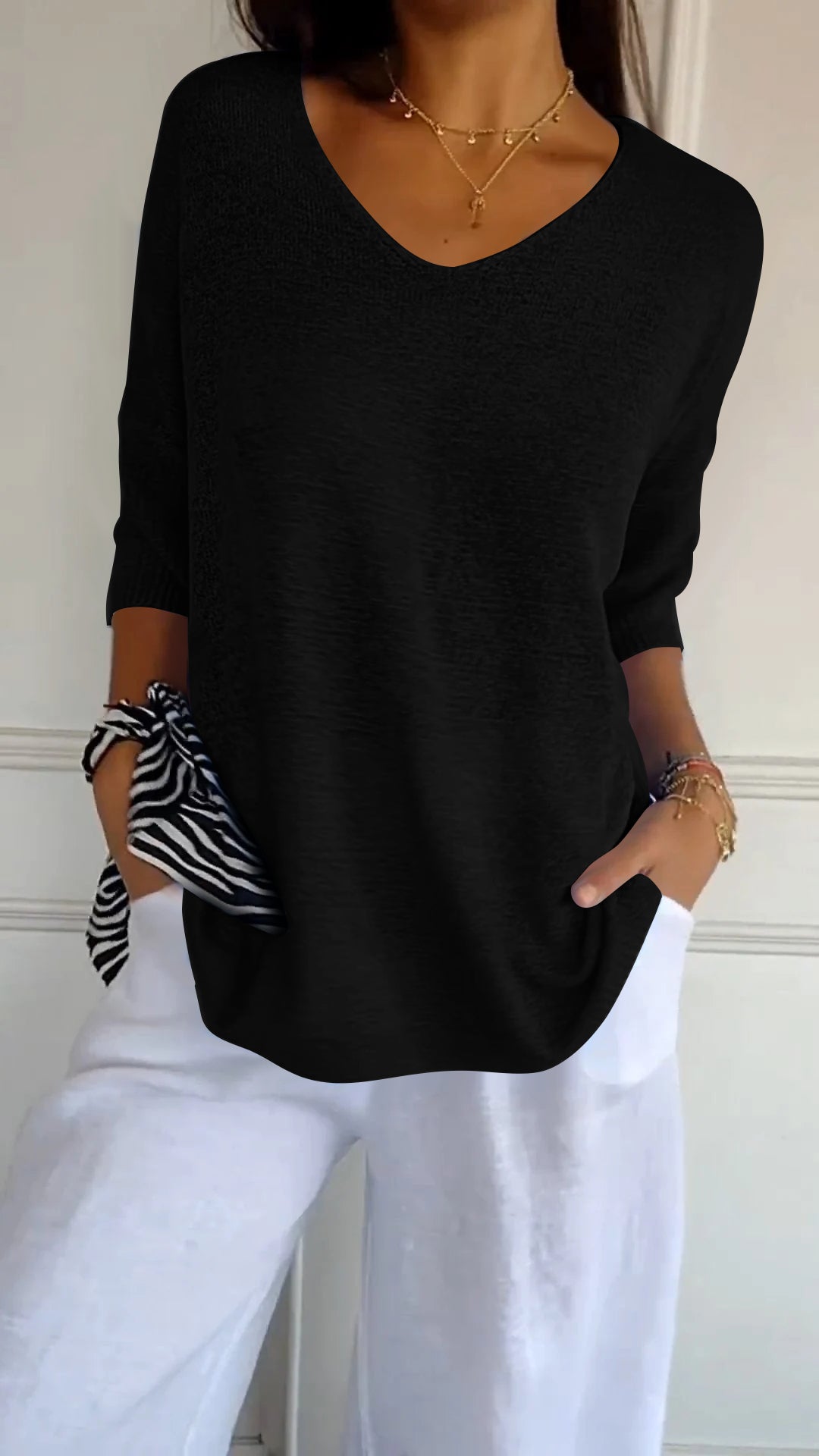 Loose Fit Lightweight V-Neck Knit Top for Women