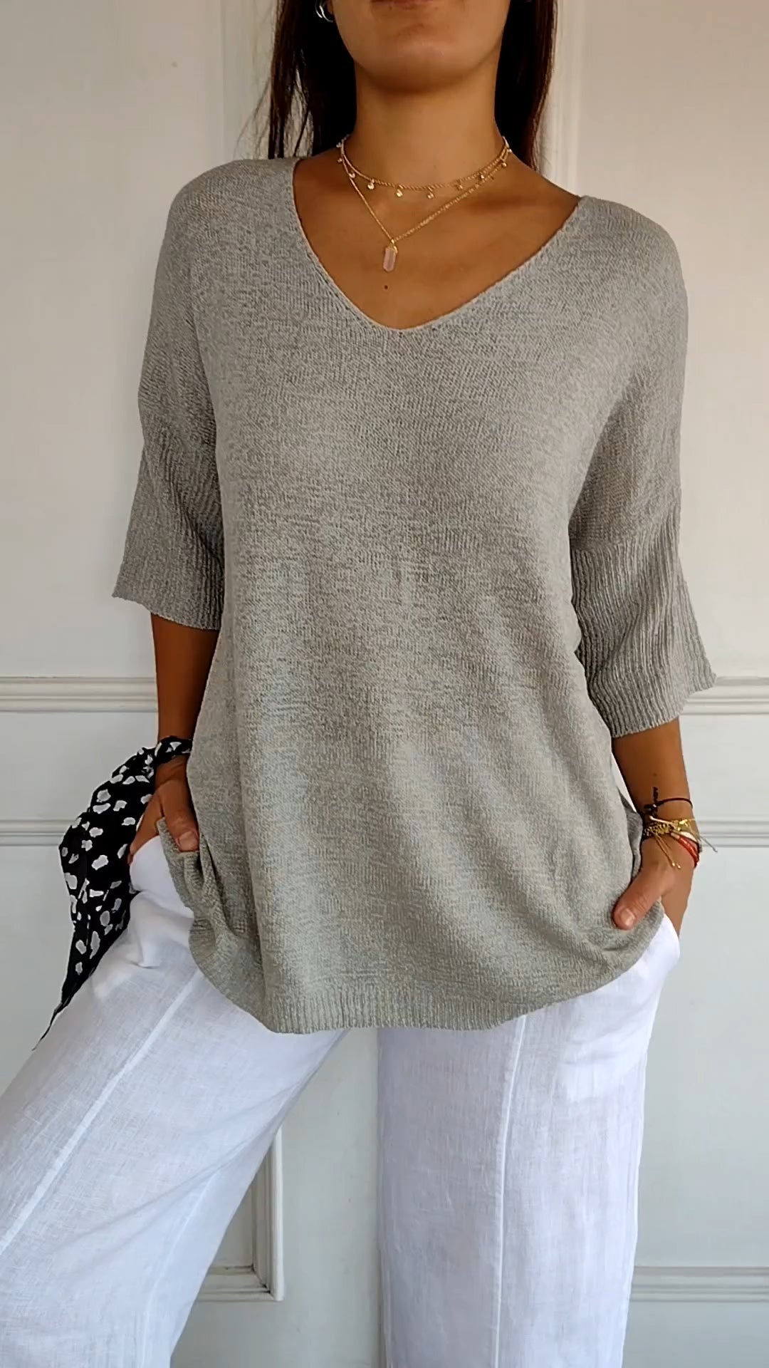 Loose Fit Lightweight V-Neck Knit Top for Women