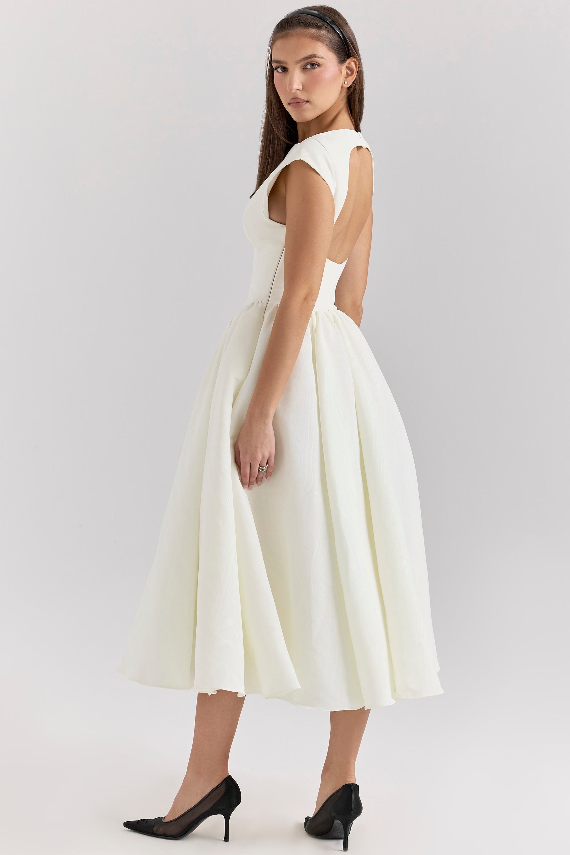 Sleeveless Open Back A Line Midi Dress for Elegant Occasions