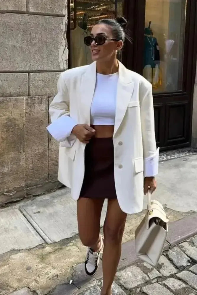 Relaxed Tailored Blazer with Open Front and Structured Fit