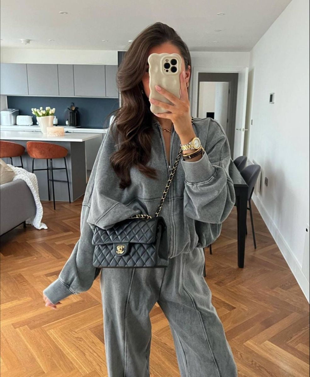 Relaxed Tailored Jacket and Pants Set