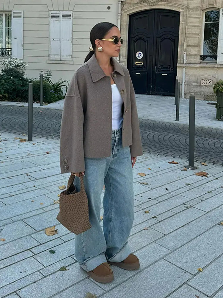 Structured Cropped Button Jacket for Modern Everyday Style