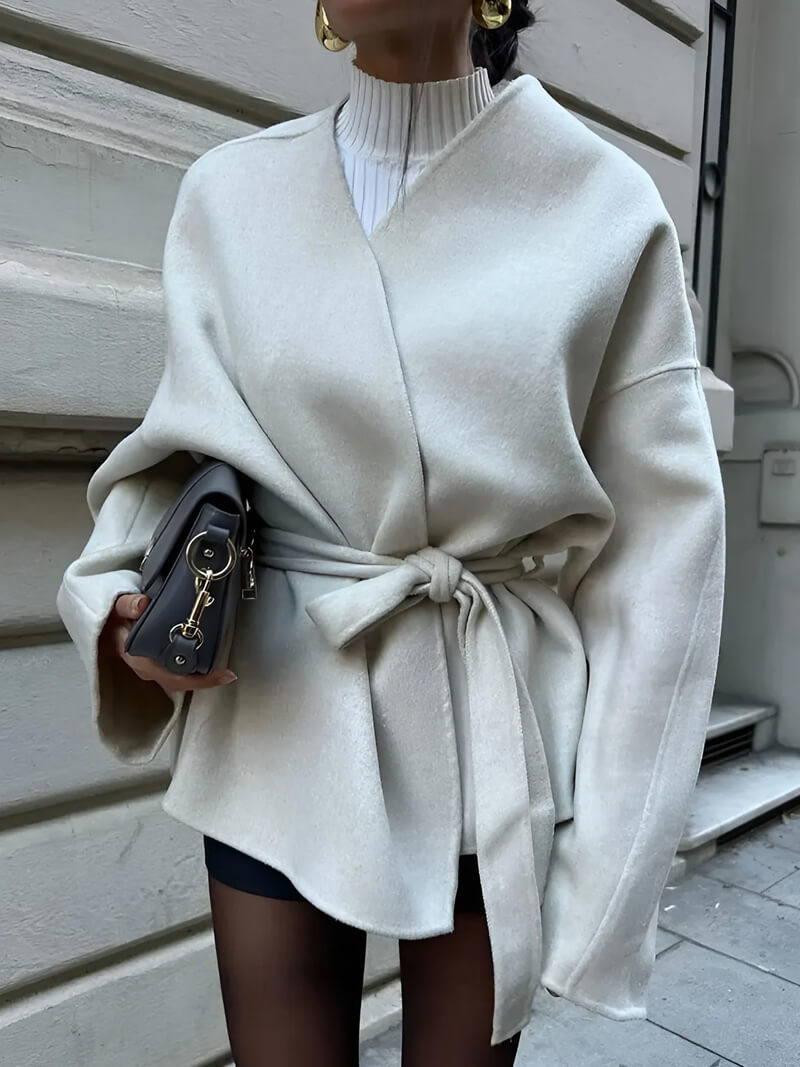 Elegant Belted Wrap Coat – Soft Minimalist Outerwear for Everyday Style