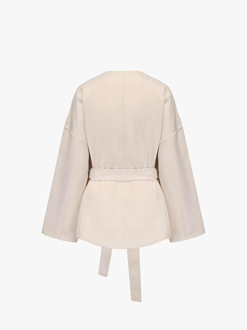 Elegant Belted Wrap Coat – Soft Minimalist Outerwear for Everyday Style
