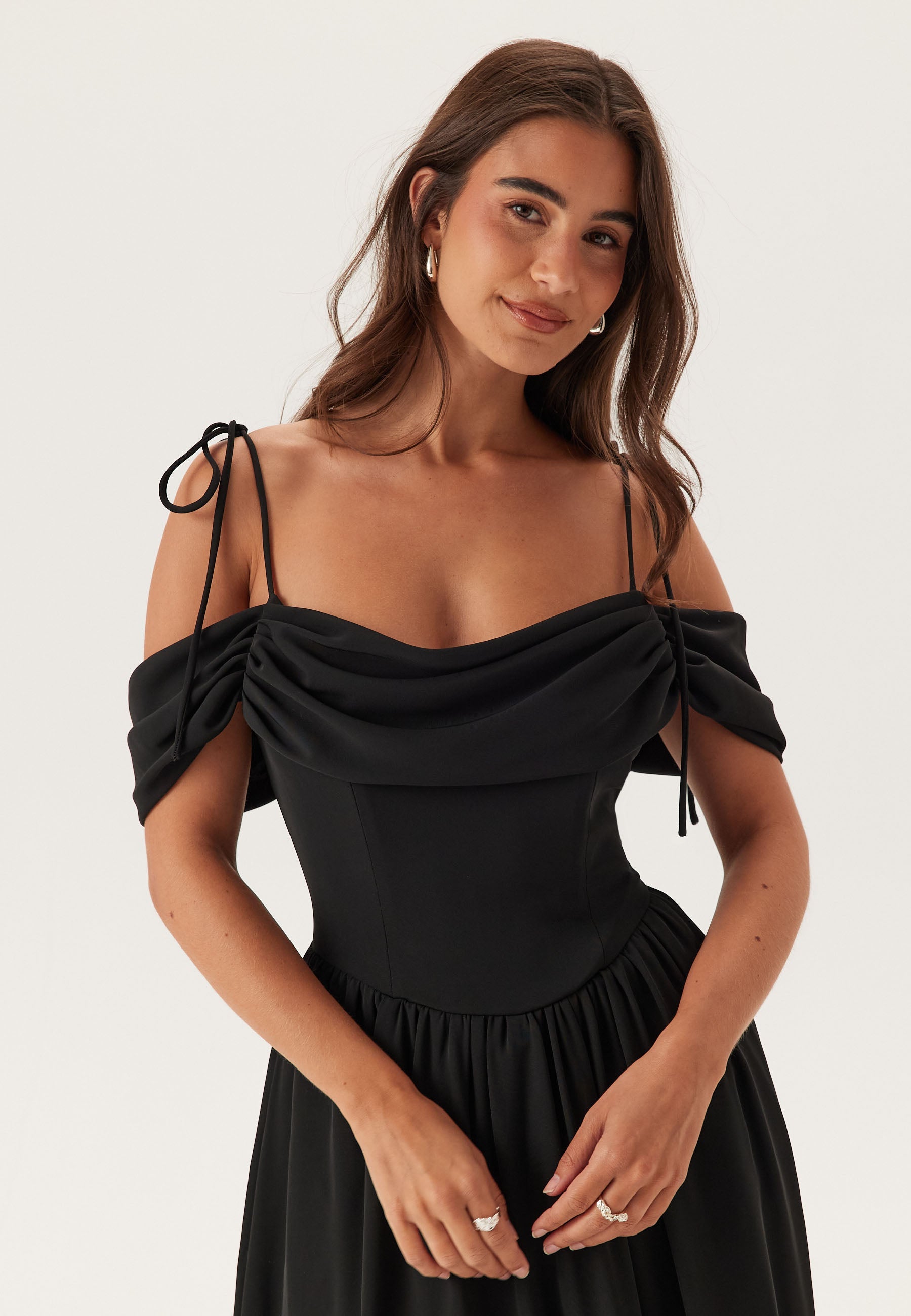 Off Shoulder Tie Strap Maxi Dress