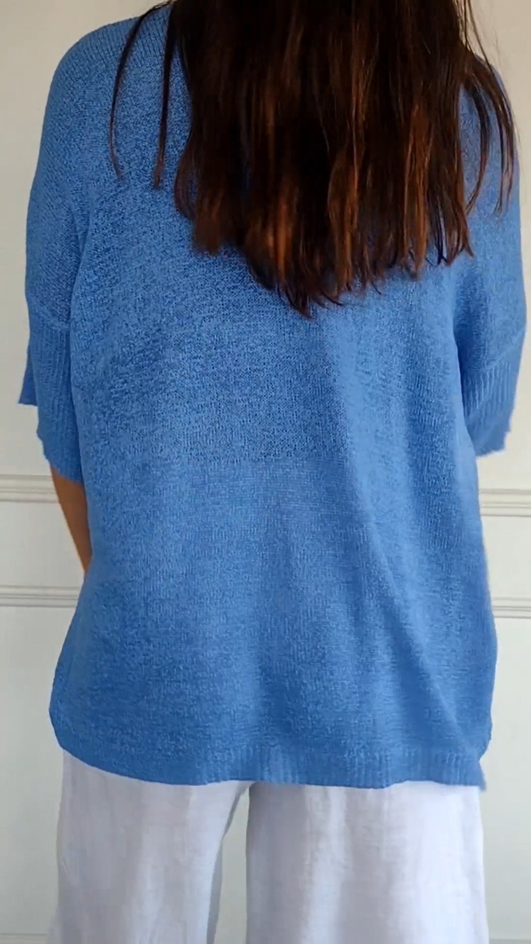 Loose Fit Lightweight V-Neck Knit Top for Women